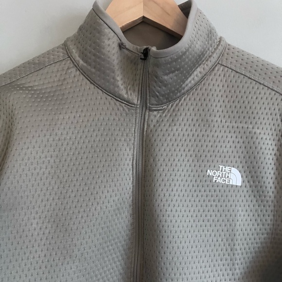 THE NORTH FACE DotKnit Thermal 1/4-Zip Long Sleeve Tan Men’s Top Size M - Picture 5 of 13